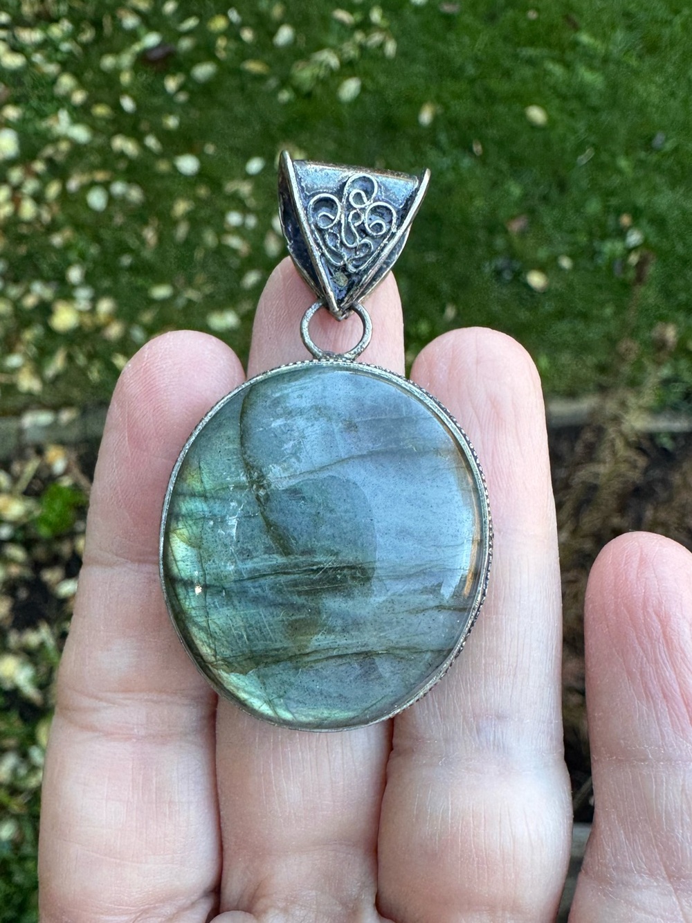 Natural Green Labradorite Pendant Silver Tone Bohemian